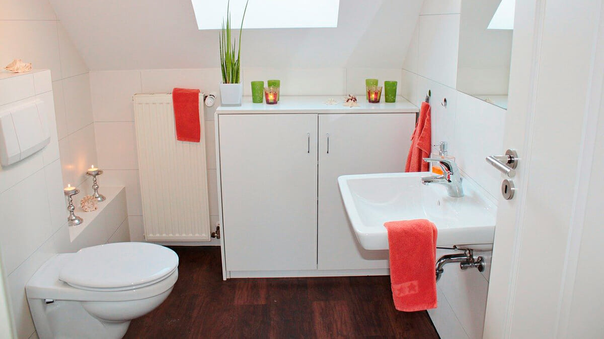 Descubre el mejor suelo para el baño